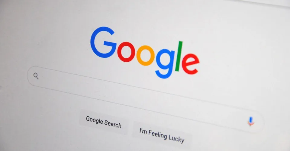Interface de recherche Google affichant un aperçu généré par intelligence artificielle