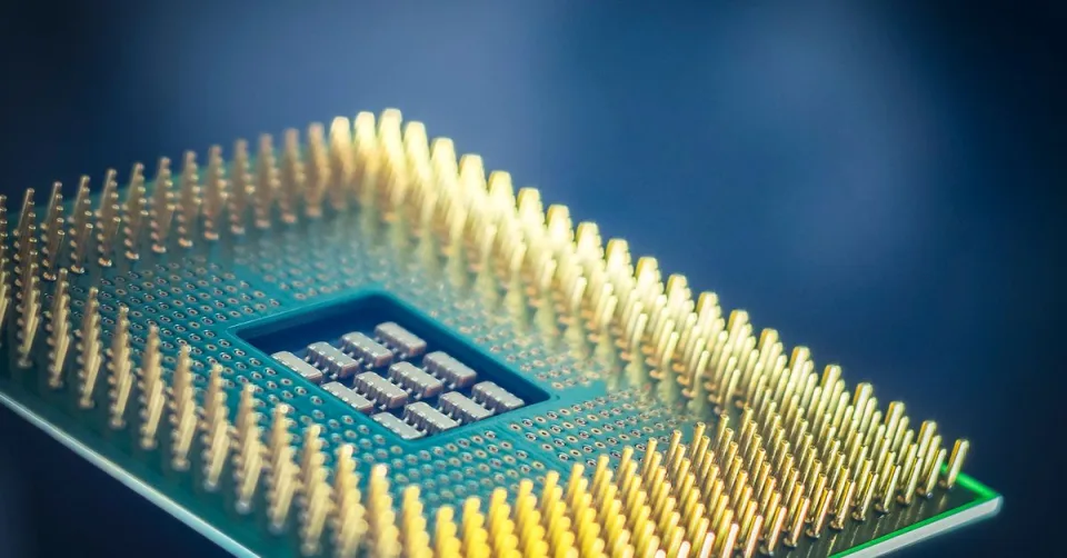 Puce personnalisée Amazon Trainium pour l'entraînement de modèles d'intelligence artificielle